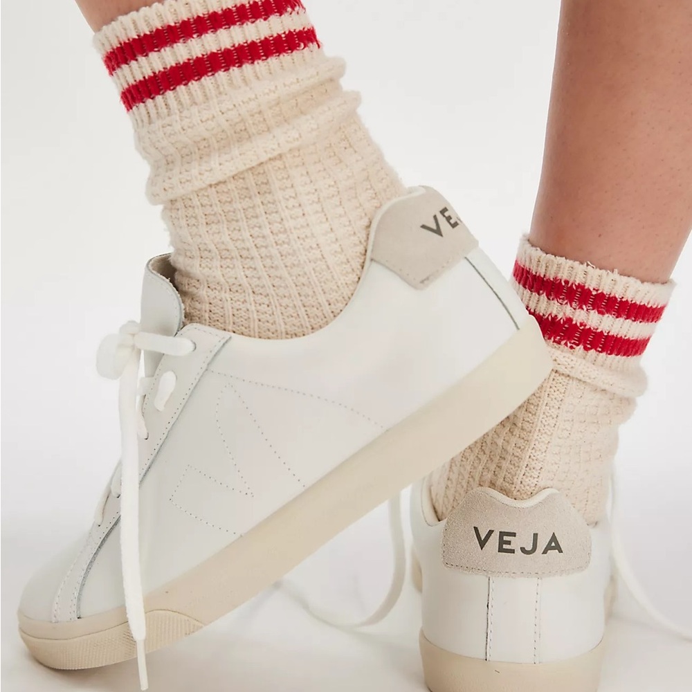 Veja Leather Sneakers White Esplar, Size 7